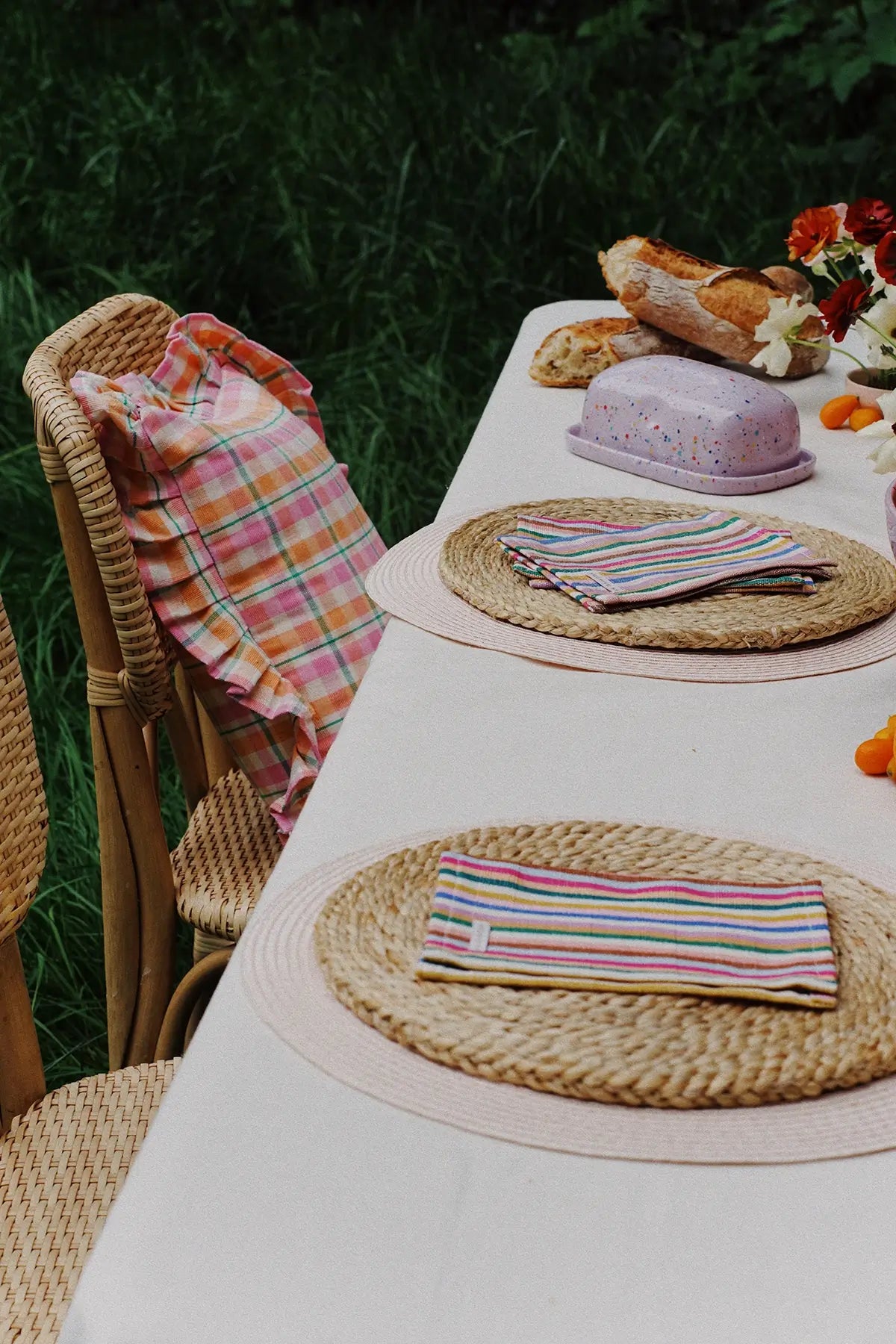 colorful spring outdoor table decorations