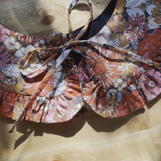 autumn floral collar